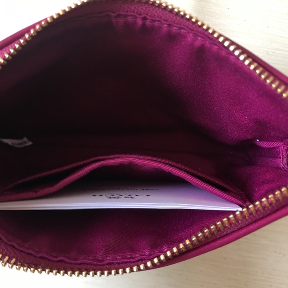 NWT Coach Corner Zip Khaki/ Fuchsia Wristlet - Picture 6 of 6